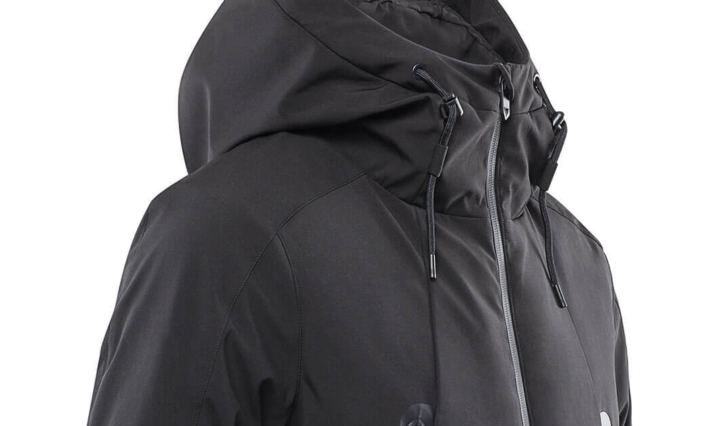 Xiaomi má chytrou bundu, která se umí ohřát a nabije vám mobil