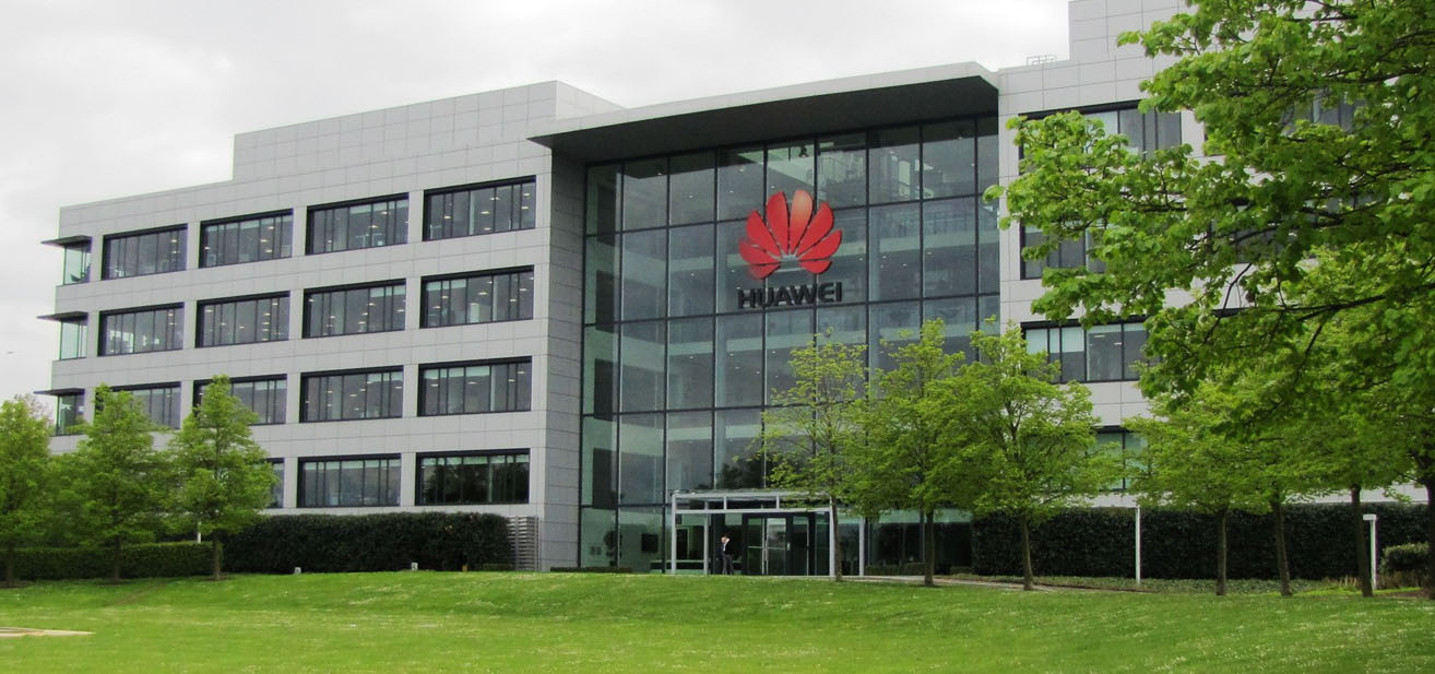 Huawei má se smartphony namále, asi přijde o Android