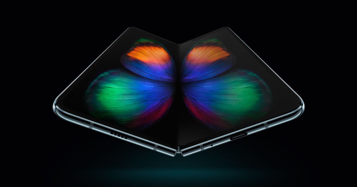 Skládací smartphony jsou tady. Hru rozehrává Samsung s Galaxy Fold