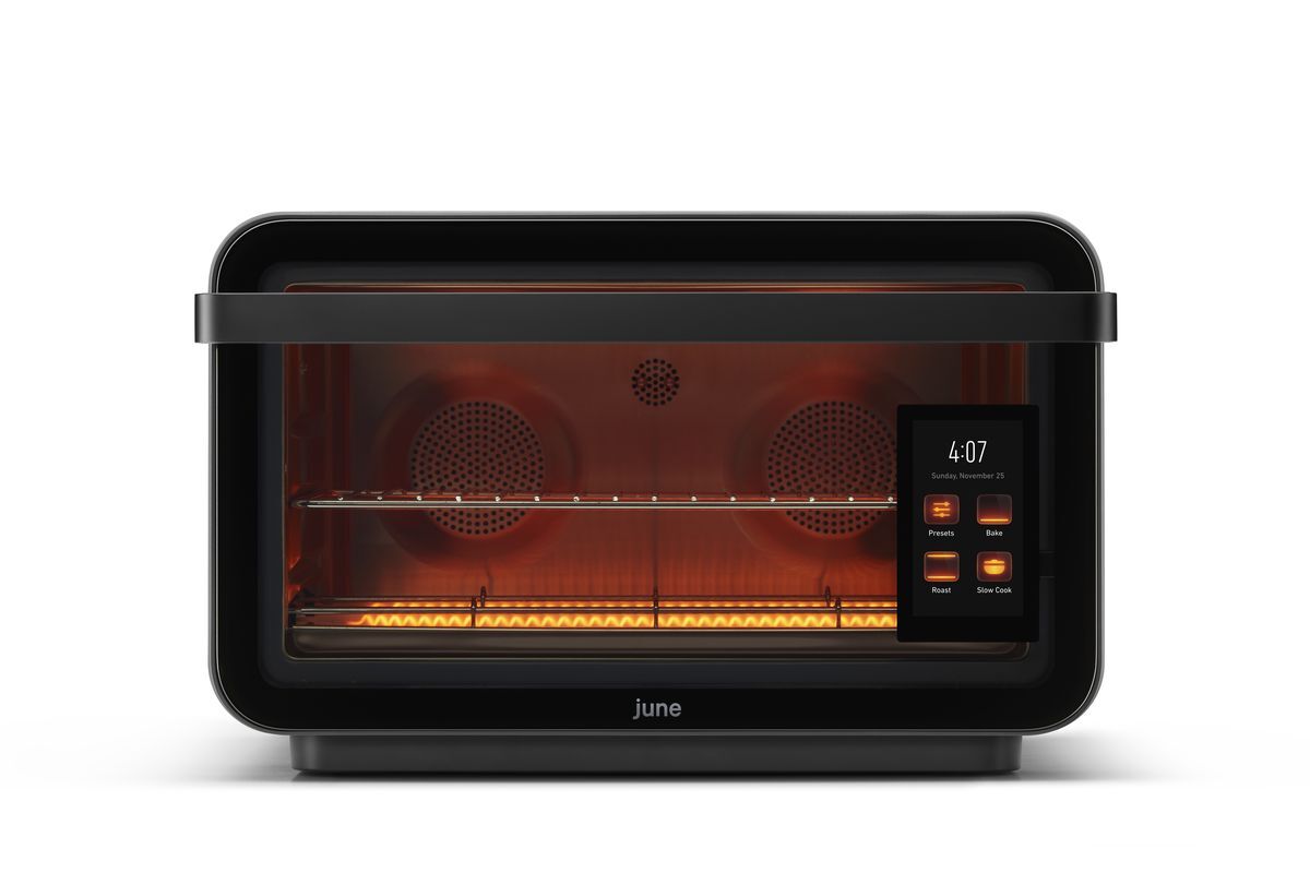 Nebezpečné chytré trouby se samy zapínají uprostřed noci