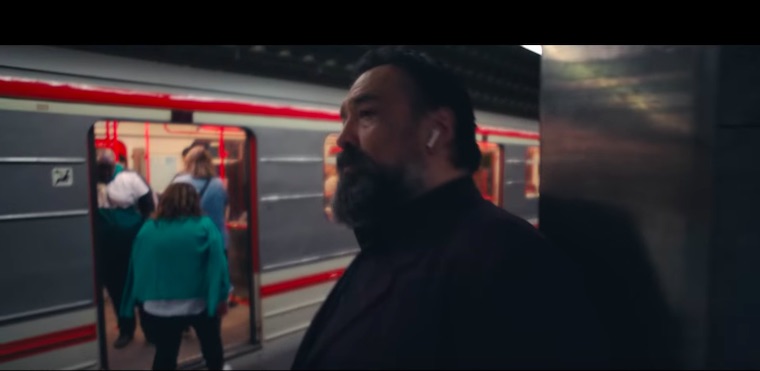 Podívejte se na reklamu, kterou Apple opět točil v Česku
